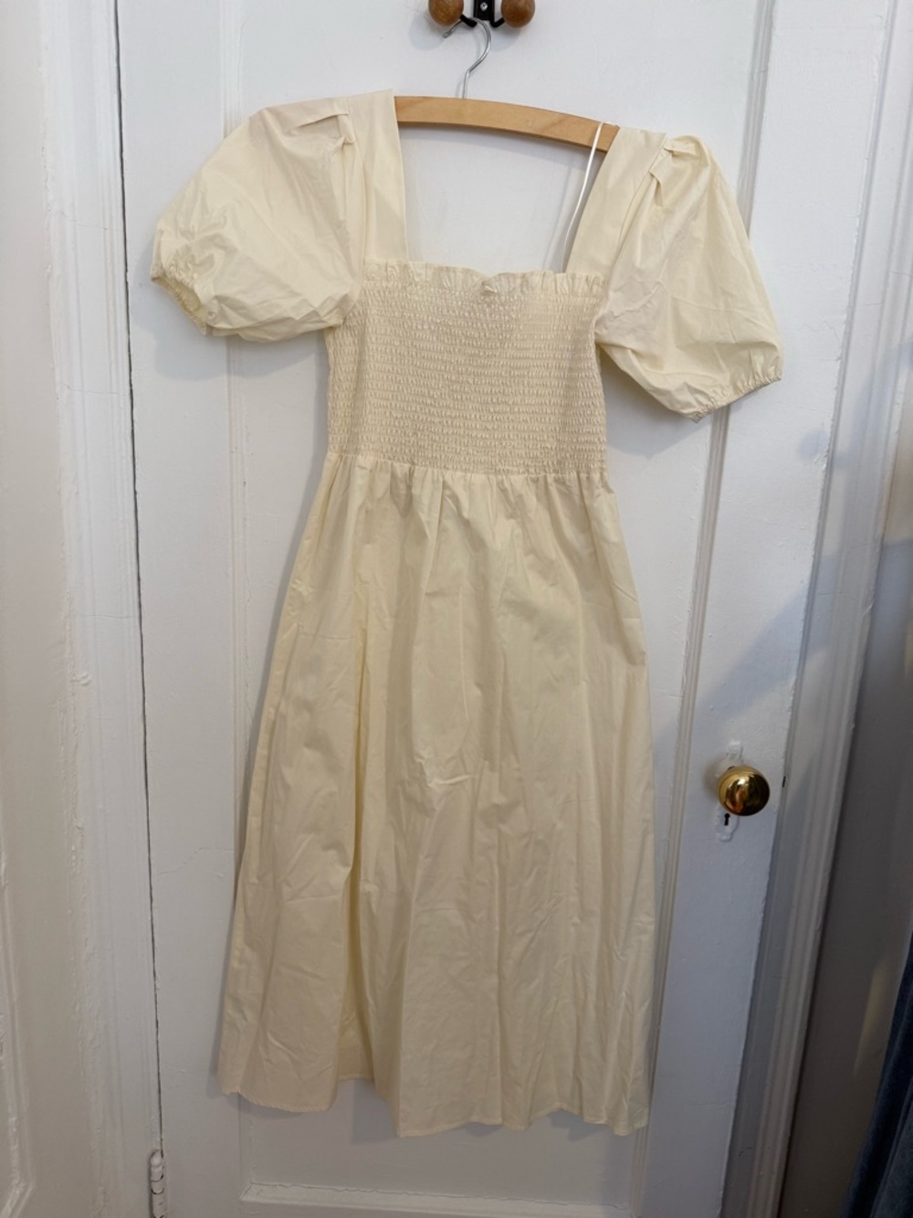 MangoCream Puff-Sleeve Smocked  Dress